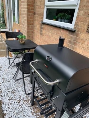 CosmoGrill Outdoor XL Charcoal Smoker BBQ Grill – Adjustable Charcoal Pan, Built-in Thermometer, 2 Side Tables, Chimney & Wheels – Portable Garden Barbecue Smoker photo review