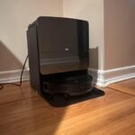 Roborock Saros 10R Robot Vacuum and Mop – Ultra-Slim 3.14”, Powerful Suction, Zero-Tangling, Self-Emptying, Smart Mapping, Hot Air Drying, Pet-Friendly – Black photo review