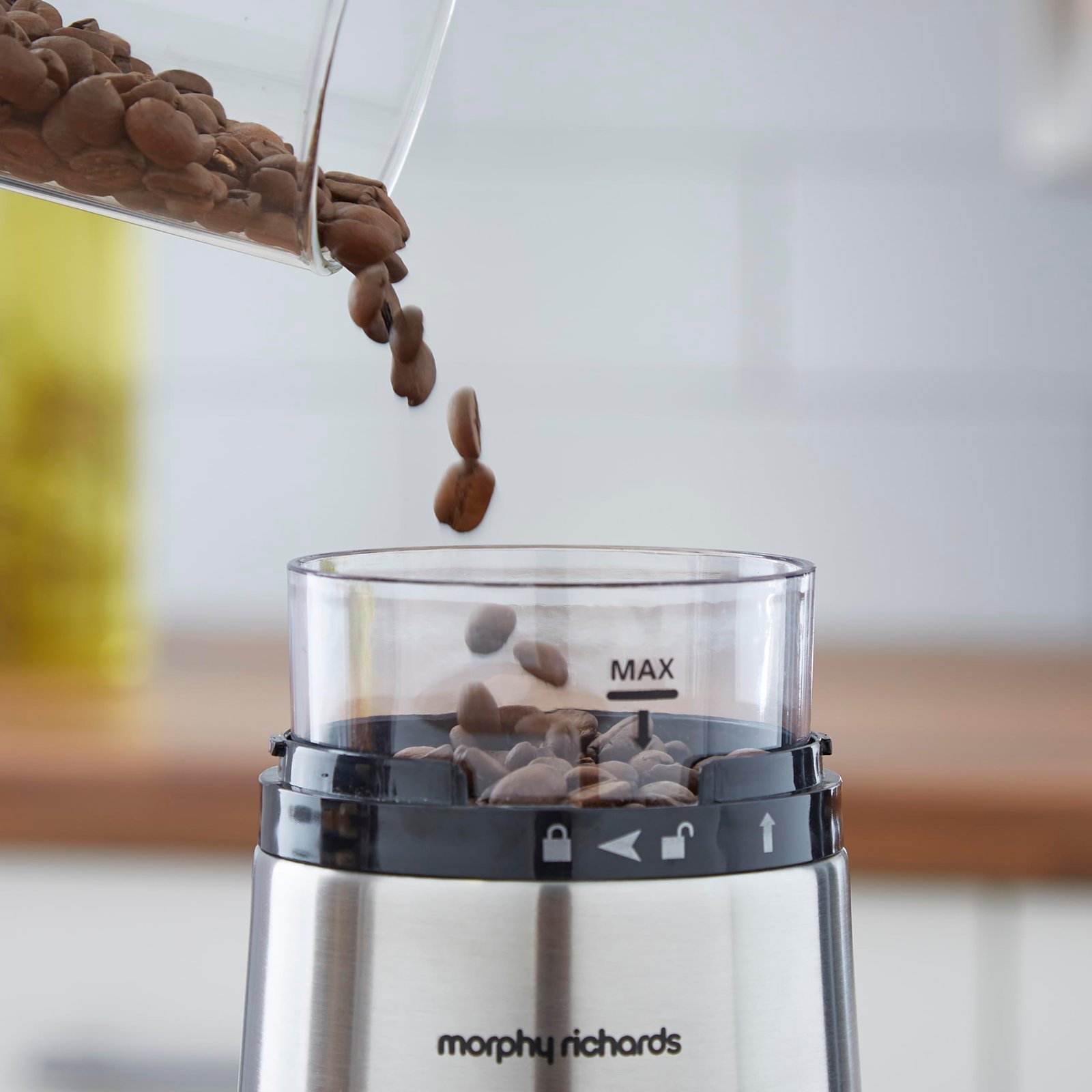 Morphy Richards Traditional Pump Espresso Machine & Automatic Milk Frother – 15 Bar Pressure - Image 23