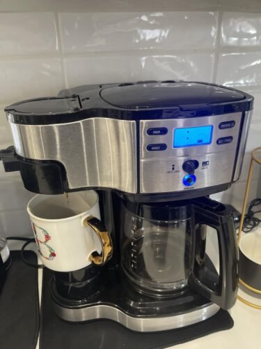 Hamilton Beach 2-Way Coffee Maker – 12-Cup Programmable Drip Machine & Single Serve Brewer, Auto Pause & Pour, Eco-Friendly, Dual Water Reservoirs, Black (49980R) photo review
