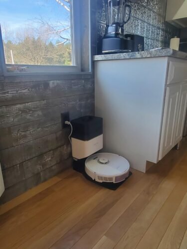 Roborock S8+ Robot Vacuum and Mop Combo, 6000Pa Suction, Sonic Mopping, Auto Mop Lift, Self-Empty Dock, 3D Obstacle Avoidance, Smart App Control, 60-Day Dust Bin, White photo review