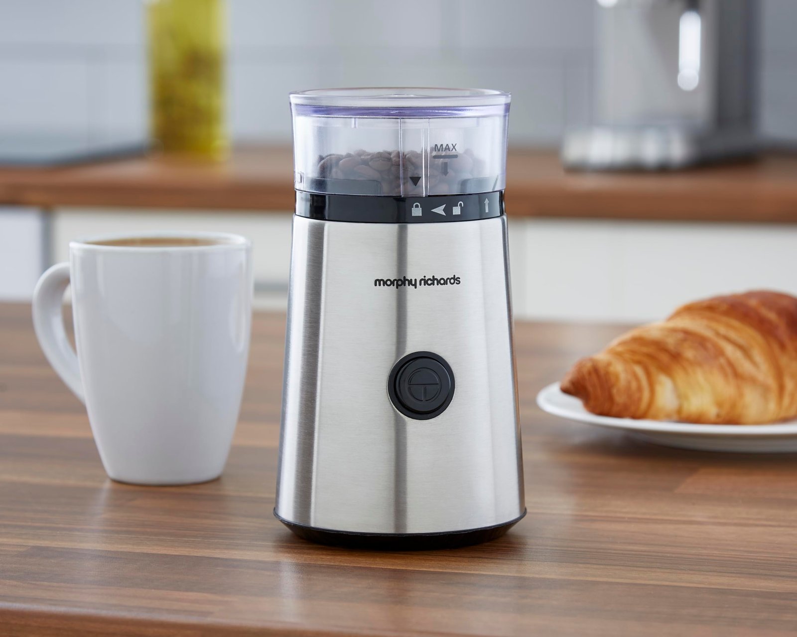 Morphy Richards Traditional Pump Espresso Machine & Automatic Milk Frother – 15 Bar Pressure - Image 22