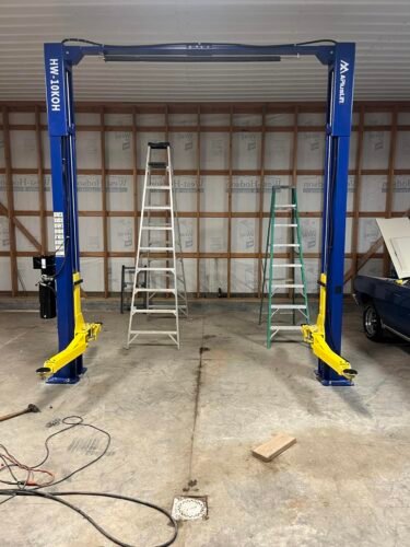 APlusLift HW-10KOH-A 10,000 lb (4,536 kg) 2-Post Overhead Car Lift – CE Certified, Truck Adapters, 3-Year Warranty photo review