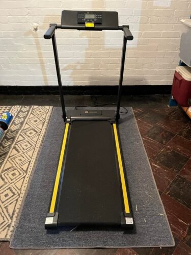 UREVO Under-Desk Walking Pad Treadmill – 0.6–6.2 MPH (1–10 km/h), 100 kg Capacity, Remote Control & LED Display, Foldable Compact Design photo review